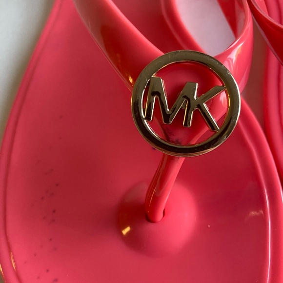 Michael Kors Ultra Pink Jelly Flip Flops size 10.5 - Picture 12 of 14